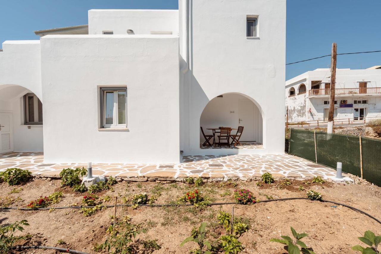 Celestial Seaview Apartments- Apollon Naxos City Bagian luar foto