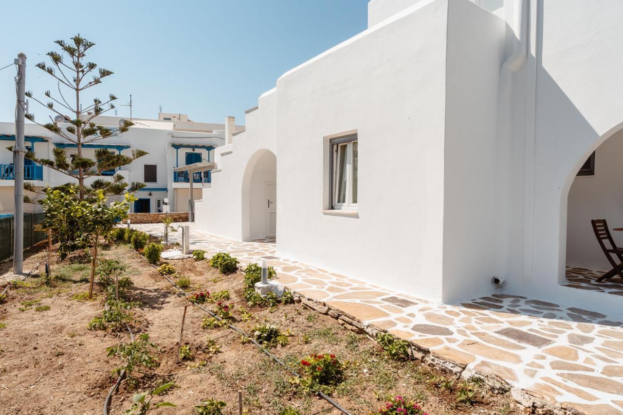 Celestial Seaview Apartments- Apollon Naxos City Bagian luar foto