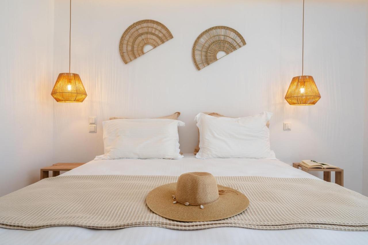 Celestial Seaview Apartments- Apollon Naxos City Bagian luar foto